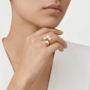 Clover Petal Mother Of Pearl Ring