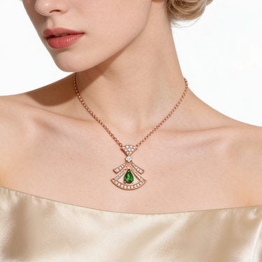 Divas' Dream Green Pear Accent Fan Necklace