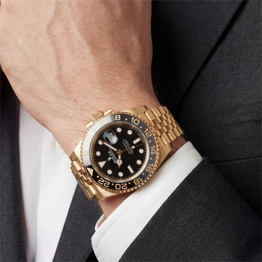 Dual Time Automatic Men’s Watch With Rotating 24-Hour Bezel