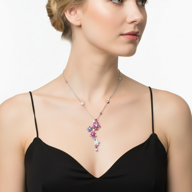 Folie Des Prés Floral Pendant Necklace