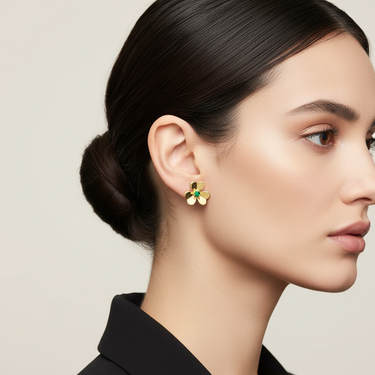 Frivole Mini Flower Earrings