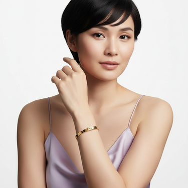 Kelly Inspired H Bracelet