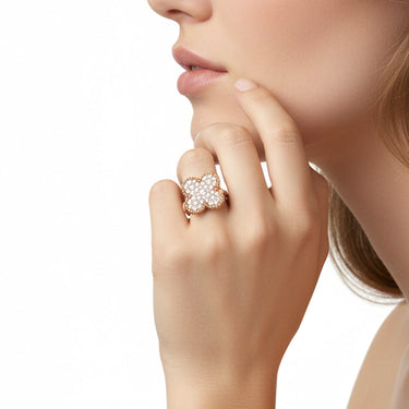Magic Alhambra Clover Ring