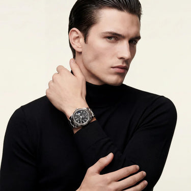 Sky-Dweller Men’s Watch With Modern Dial Design