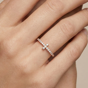 T Wire Band Ring