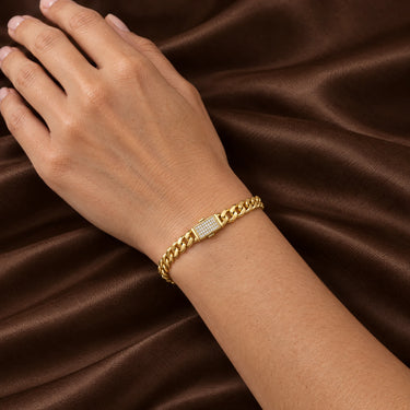Vera Curb Chain Pave Clasp Bracelet