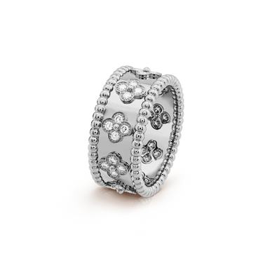 Wide Band Clover Ring