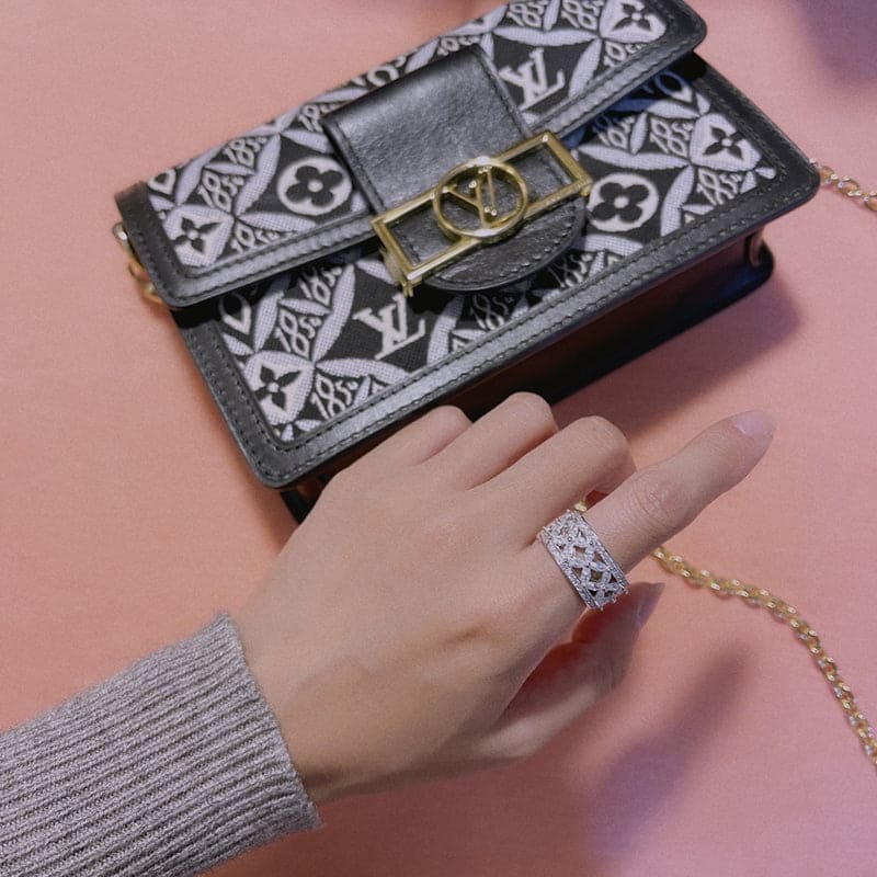 Pnstime T Victoria Ring - Image 6