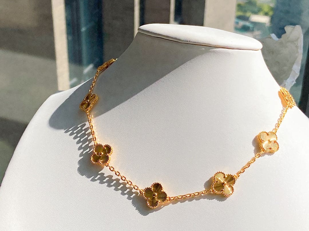 Pnstime Vintage Alhambra 10 Motifs Necklace - Image 3