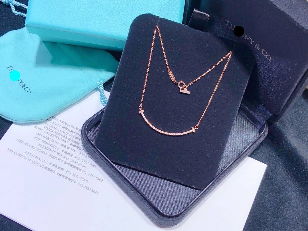 Pnstime T Medium Diamond Pendant Necklace - Image 4