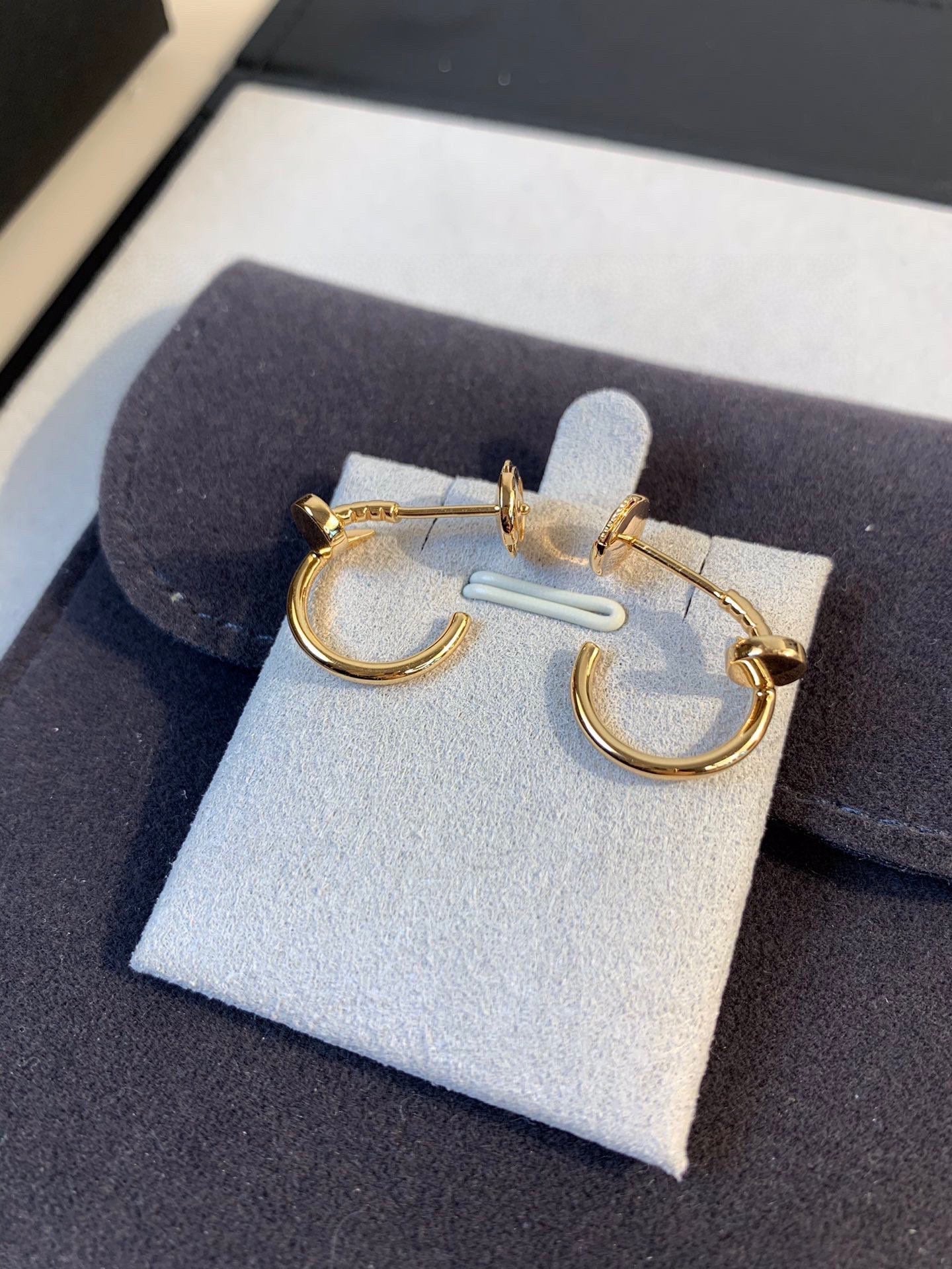 Pnstime Juste Un Clou Small Earrings Couple Women - Image 5