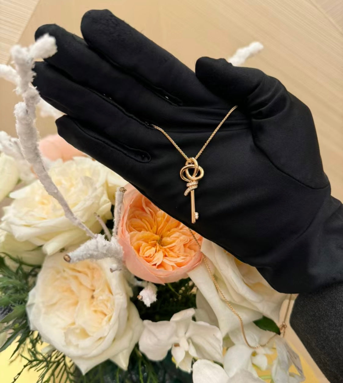 Pnstime T Keys Woven Diamonds Medium Necklace - Image 4