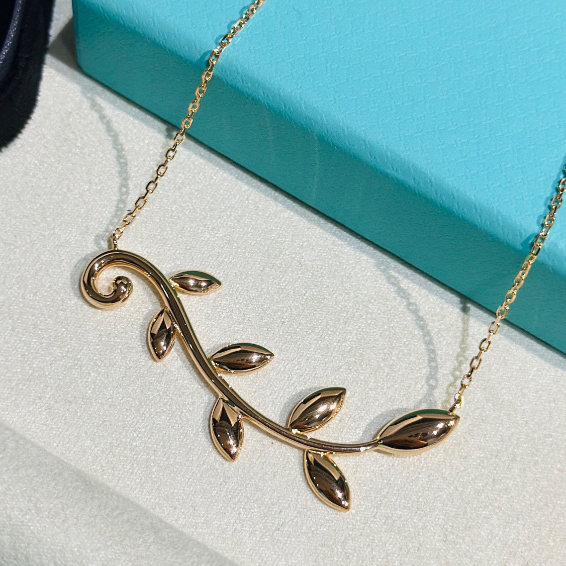 Pnstime T Olive Leaf Vine Pendant Necklace - Image 5