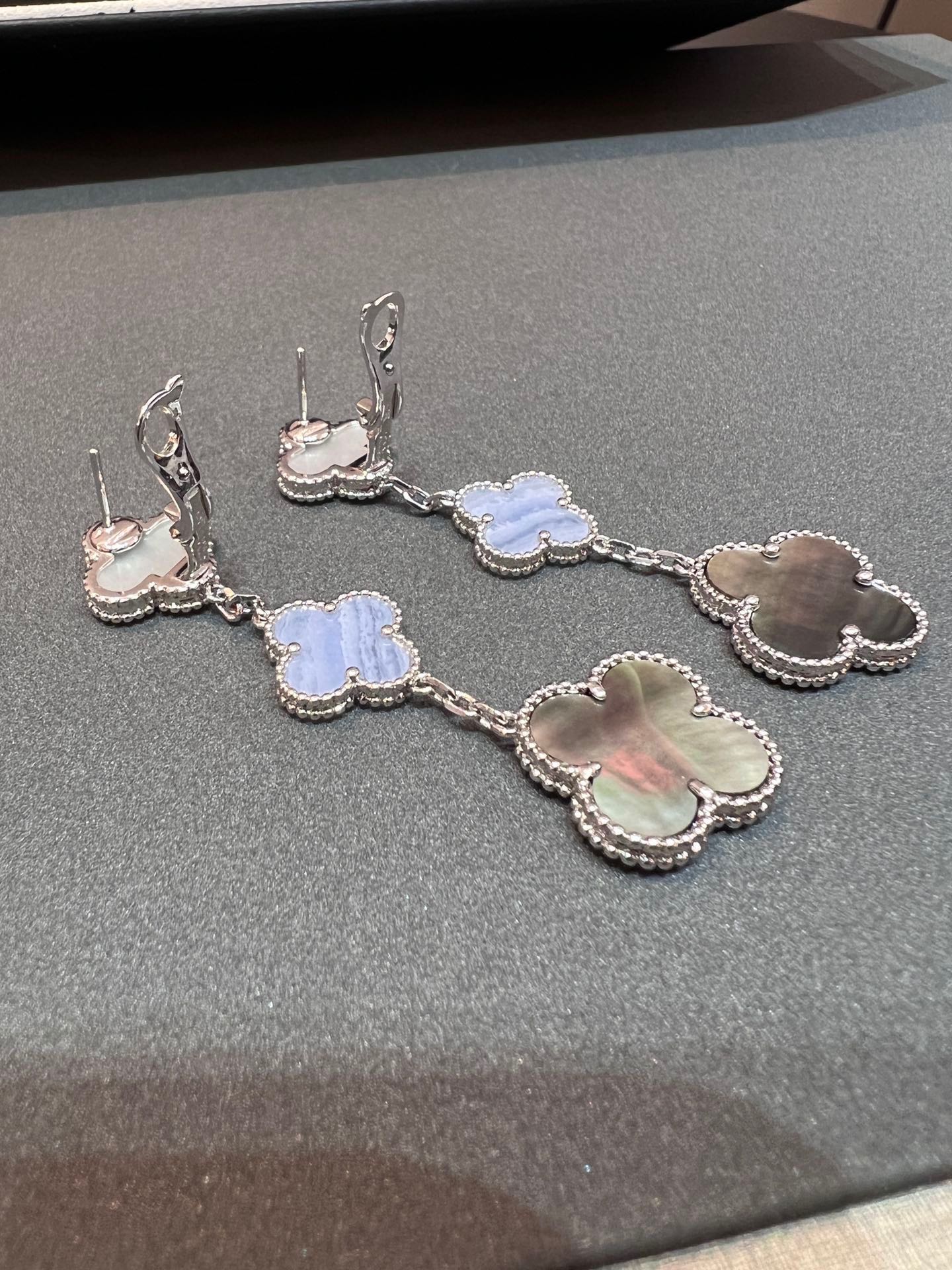 Pnstime Magic Alhambra Three Motifs Earrings Jewelry - Image 6