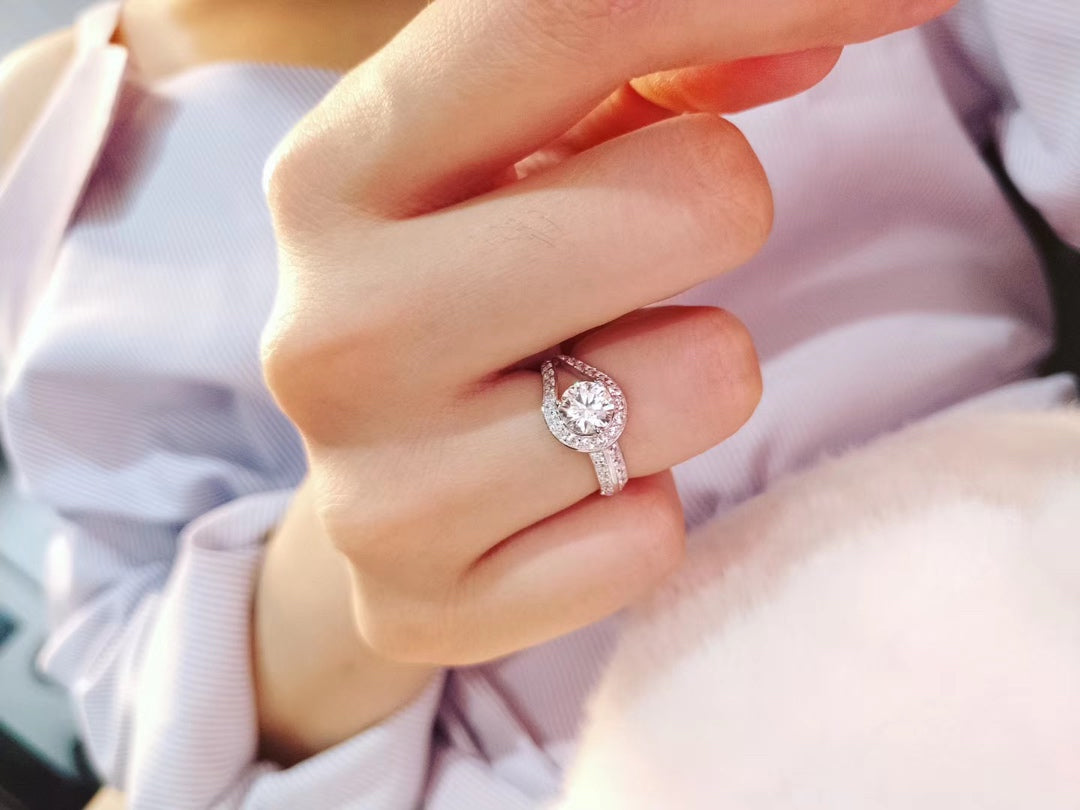 Pnstime Couture Solitaire Ring - Image 3