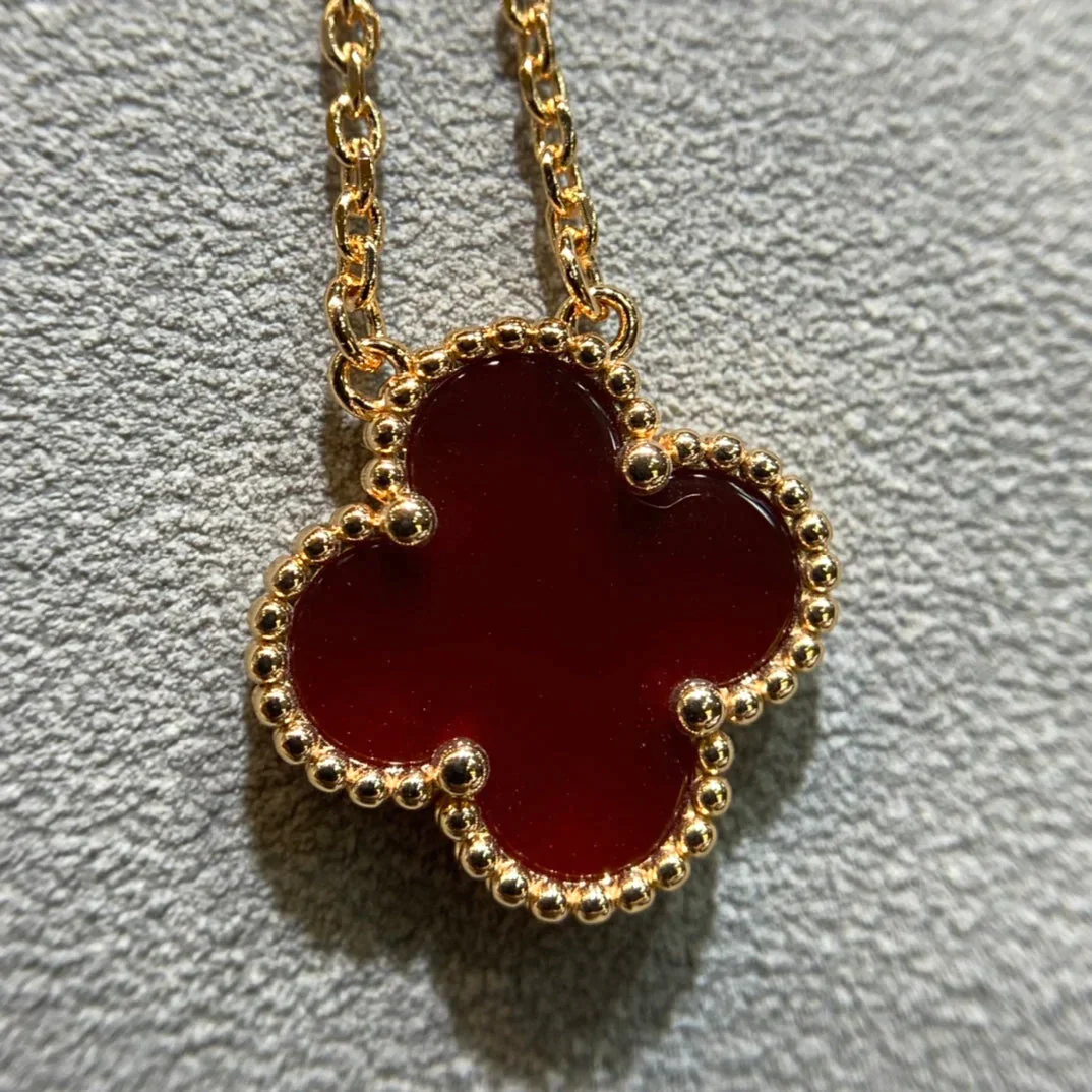 Pnstime Alhambra Secret Clover Pendant Carnelian Necklace - Image 5