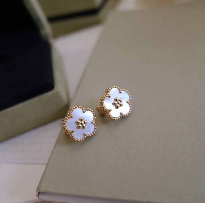 Pnstime Lucky Spring White Blossom Rose Gold Earrings - Image 12