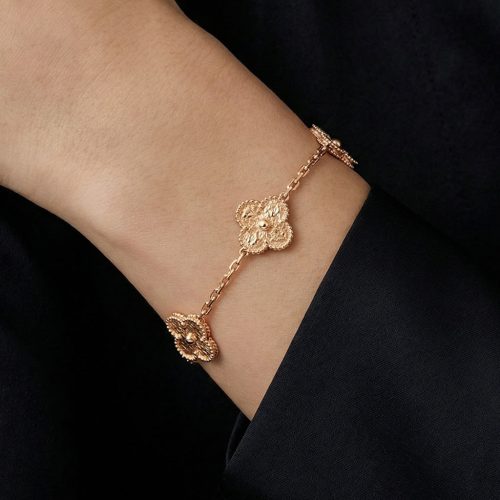 Five Motifs Clover Bracelet Mother Of Pearl Edition