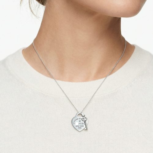 Heart & Key Pendant Necklace