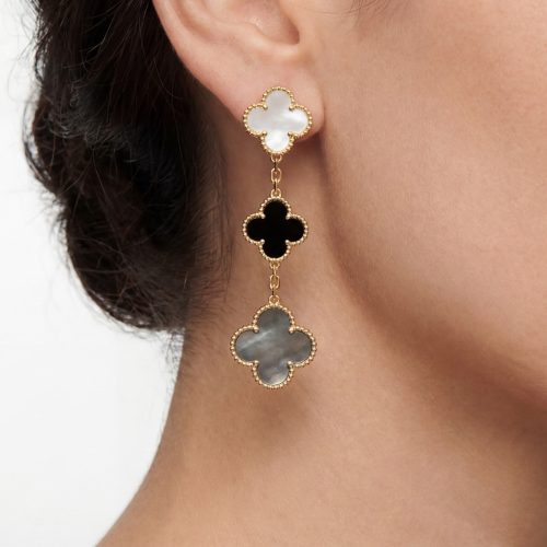 Magic Alhambra Three Pearls Motifs Earrings