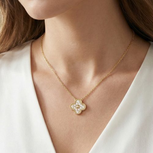 Sweet Alhambra Floral Pendant Necklace