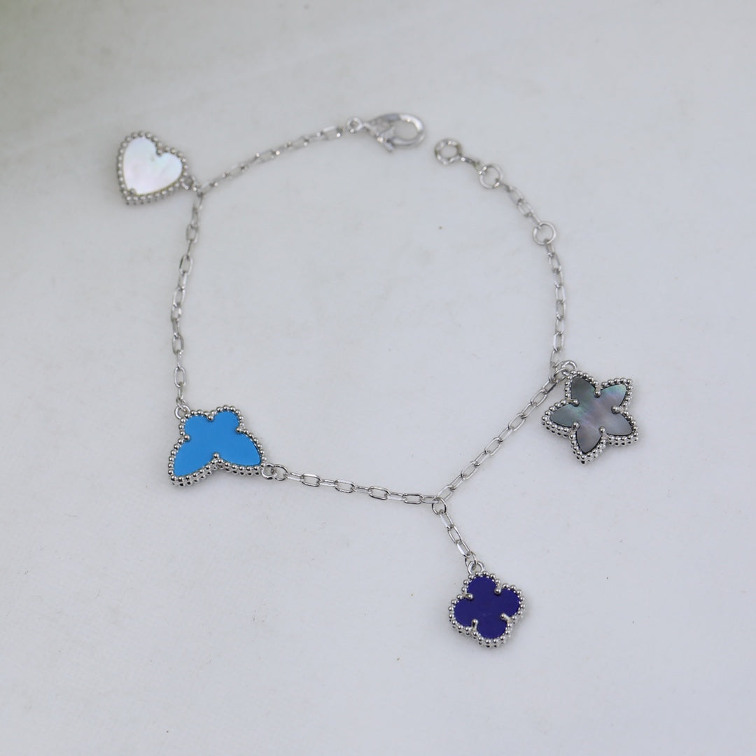 Sweet Alhambra Four Motifs Bracelet - Image 3