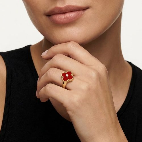 Vintage Alhambra Carnelian Ring