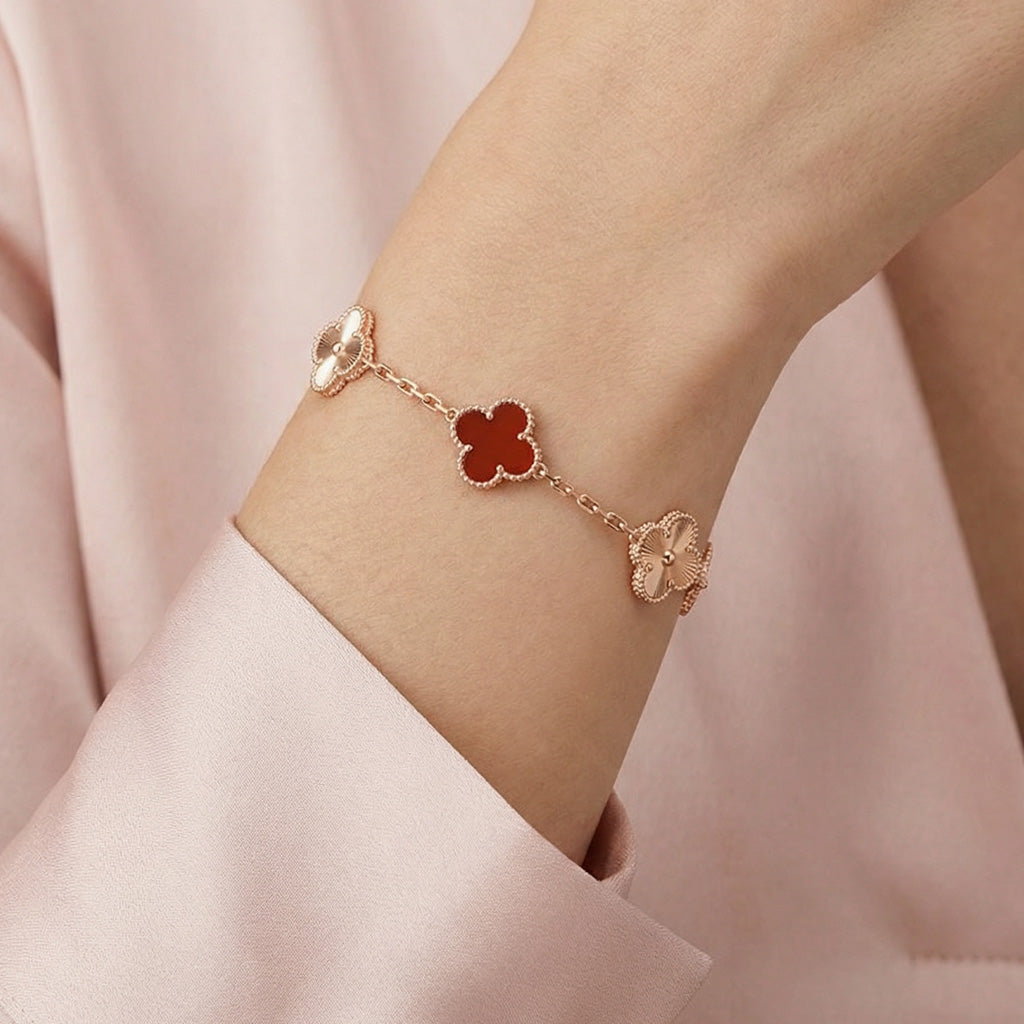 Vintage Alhambra Five Motifs Carnelian Clover Bracelet - Image 2