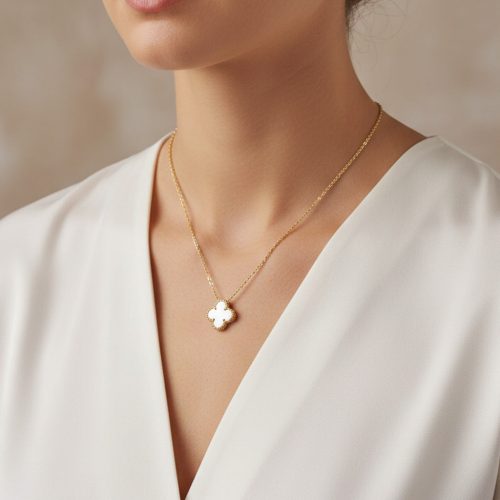 Vintage Alhambra Mother Of Pearl Clover Pendant Necklace